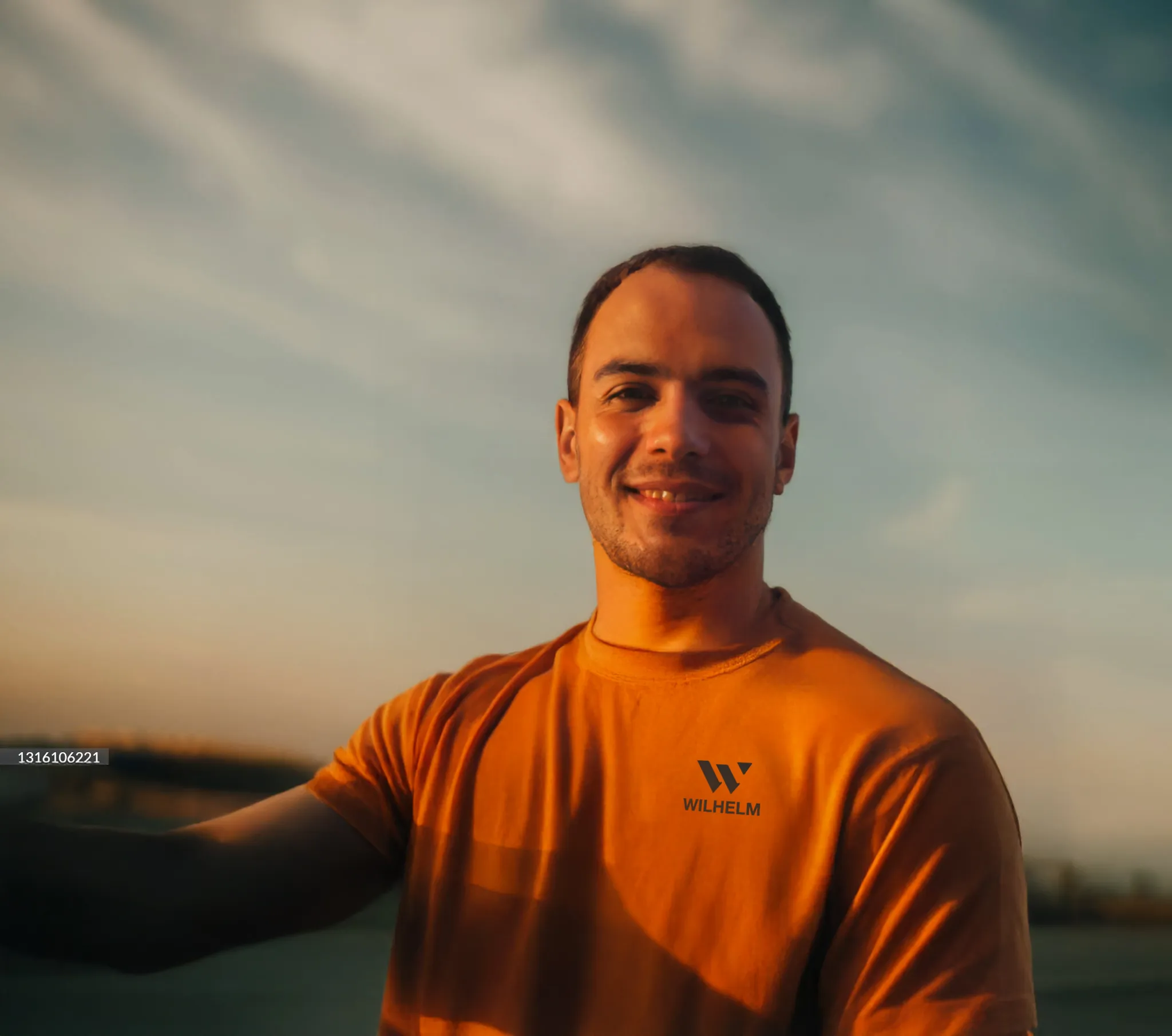 Beratungsgespräch mit Dachdeckermeister